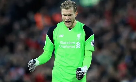 'Carragher còn bị chửi, thì Karius có gì phải lo'