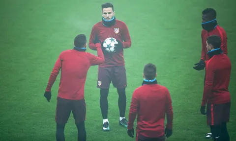 Cầu thủ Atletico chăm chỉ tập luyện dưới cái lạnh ở Đức, quyết tâm lập kỷ lục