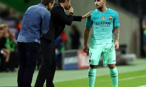 CĐV Valencia sẽ không buông tha Paco Alcacer