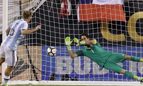 Chán Joe Hart, Man City tích cực săn hàng Barca