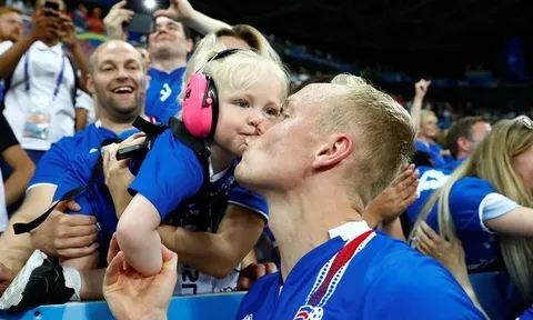 Chẳng có câu chuyện cổ tích nào về Iceland cả