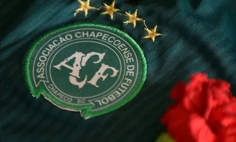 Chapecoense chính thức nhận cúp vô địch Copa Sudamericana