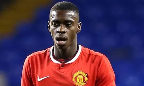 Chỉ 10 phút, Mourinho đã biết Tuanzebe là ai