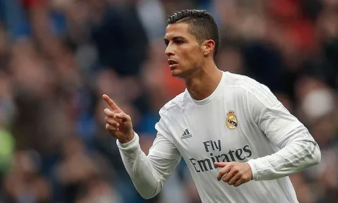Chiến Dortmund, Ronaldo sắp lập kỷ lục "chưa từng có"