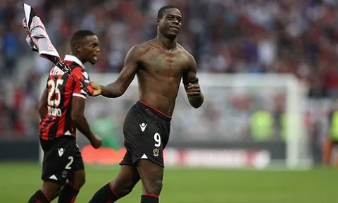 Chính thức: Balotelli được xóa thẻ đỏ trong trận đấu với Lorient