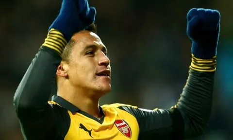 Chính thức: Sanchez hay nhất Arsenal tháng 11