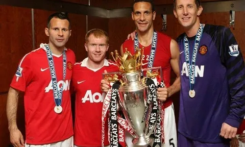 Chùm ảnh: 29 năm gắn bó, đã đến lúc tạm biệt "tượng đài" Ryan Giggs (Phần 1)