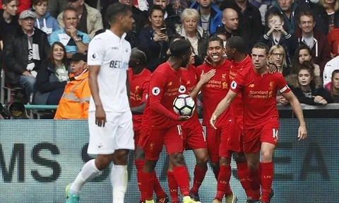 Chùm ảnh: Bẻ cánh 'Thiên nga', Liverpool phả hơi nóng vào Man City