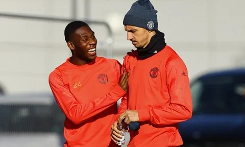 Chùm ảnh: Ibra lạnh lùng, Rooney cực 'hớn' trước đại chiến Fenerbahce