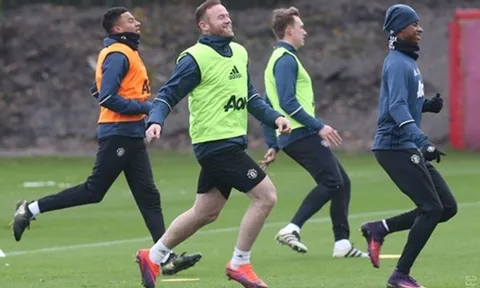 Chùm ảnh: Mourinho và học trò tươi như hoa, sẵn sàng hạ Arsenal