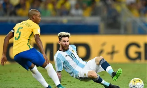 Có Messi, Argentina vẫn thảm bại trước Brazil
