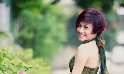 Cô vợ xinh đẹp, nóng bỏng của tuyển thủ Nghiêm Xuân Tú