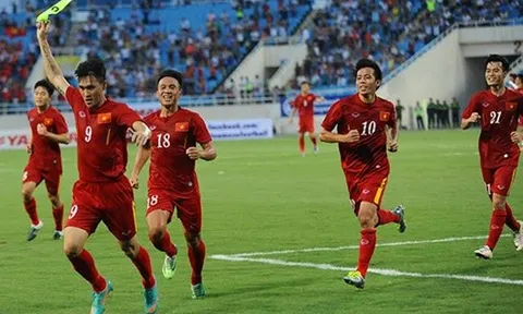 Công Vinh san bằng kỷ lục của Huỳnh Đức