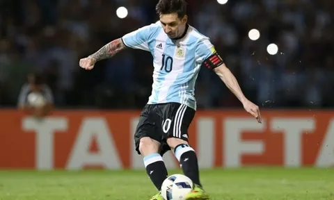 Copa America 2016: Tổ chức giải để Messi giành bóng Vàng?