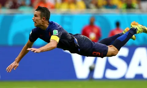 Cú đánh đầu tuyệt đỉnh của Van Persie vs Spain