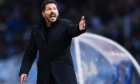 Cuộc đàm đạo giữa Diego Simeone và Alfred Riedl