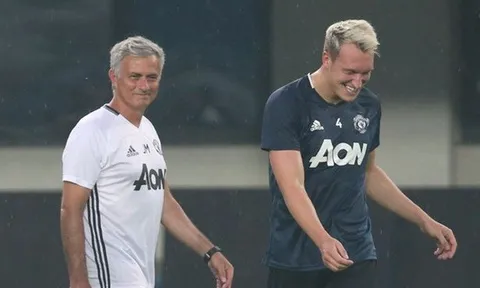 Đã có đội bóng hỏi mua Phil Jones