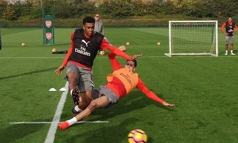 Dàn sao Arsenal tập luyện máu lửa trước trận derby London