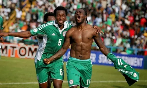 Dàn sao Ngoại hạng Anh giúp Nigeria đánh bại Algeria