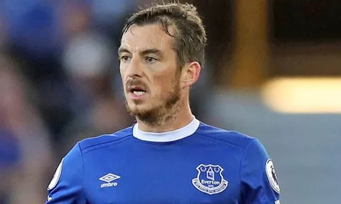 Đang thăng hoa, Everton gặp vận đen đeo bám