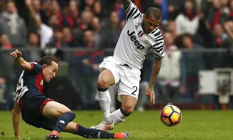 Dani Alves bác tin dính chấn thương nghiêm trọng