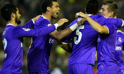 Đập tan chỉ trích, Real Madrid "đánh tennis" trên sân của Betis