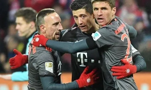 Đầu bảng Champions League, chưa phải đã tốt
