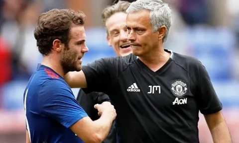 Đâu là lý do Jose Mourinho vẫn giữ Juan Mata ở lại MU?