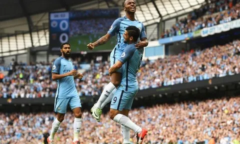 Đây là lý do Raheem Sterling hay nhất tháng 8
