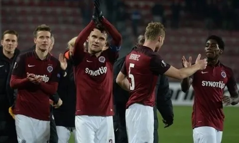 Để Icardi ngồi dự bị, Inter thua đau trên sân khách