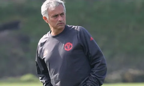 Điểm tin sáng 16/09: NHM kêu gọi sa thải Mourinho; Griezmann mở đường đến M.U