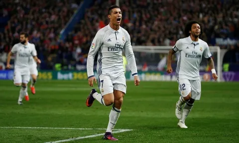 Điểm tin sáng 20/11: Ronaldo, Giroud thiết lập kỉ lục; Hàng công M.U gặp hạn