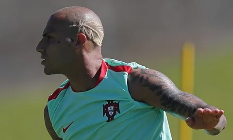 Đôi chân ma thuật của Ricardo Quaresma
