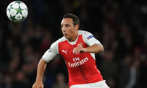 Đông này, Wenger sẽ khóa két