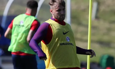 Tin dữ cho M.U: Luke Shaw rời khỏi tuyển Anh vì vấn đề thể lực
