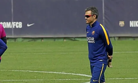 Barca chỉ còn 10 cầu thủ để chuẩn bị cho mùa giải mới