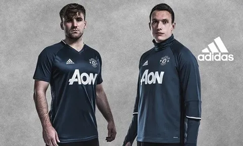 Man United ra mắt áo tập cực chất