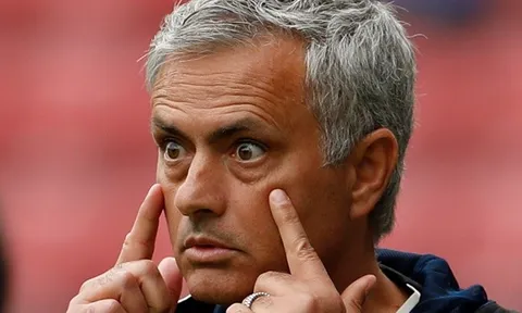 '50 sắc thái' của Jose Mourinho trận ra mắt M.U