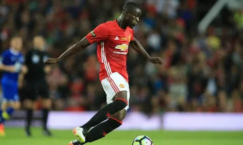 Eric Bailly: "Mourinho coi tôi như con ruột"