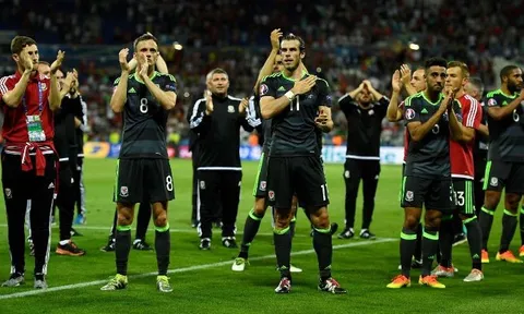 EURO 2016: Không cổ tích, nhà cái "hốt bạc"