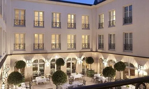 Khách sạn các đội ở EURO: Anh chơi sang, Thụy Sĩ ‘keo kiệt'