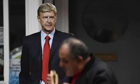 FA được khuyên nên đợi Wenger