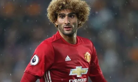 Fellaini chậm hơn cả... mấy con rùa đi ngược