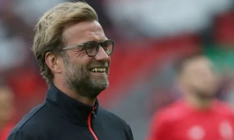 Ferdinand chỉ ra điểm yếu của Liverpool
