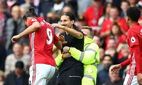 Gặp Leicester City, M.U ra sân với cả 2... Ibrahimovic