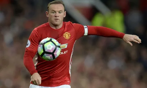 Gặp Stoke City, Mourinho lần thứ 3 "trảm" Rooney