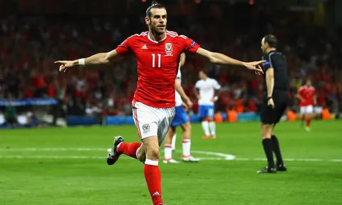 Gareth Bale làm khổ hàng thủ Nga