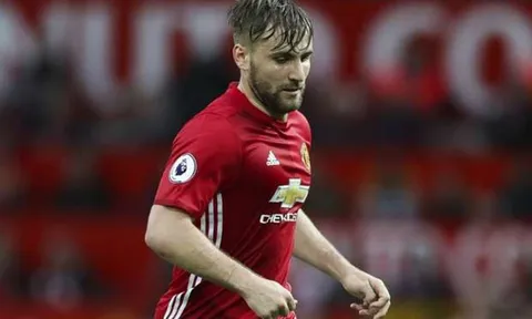 Gary Neville cất lời cảnh tỉnh Luke Shaw