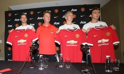 Gary Neville khuyên Mourinho thanh lọc lực lượng