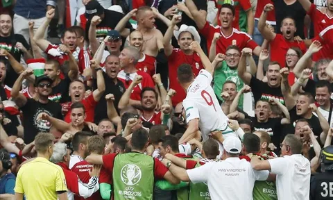 Ghi bàn phút chót, Hungary hòa kịch tính Iceland
